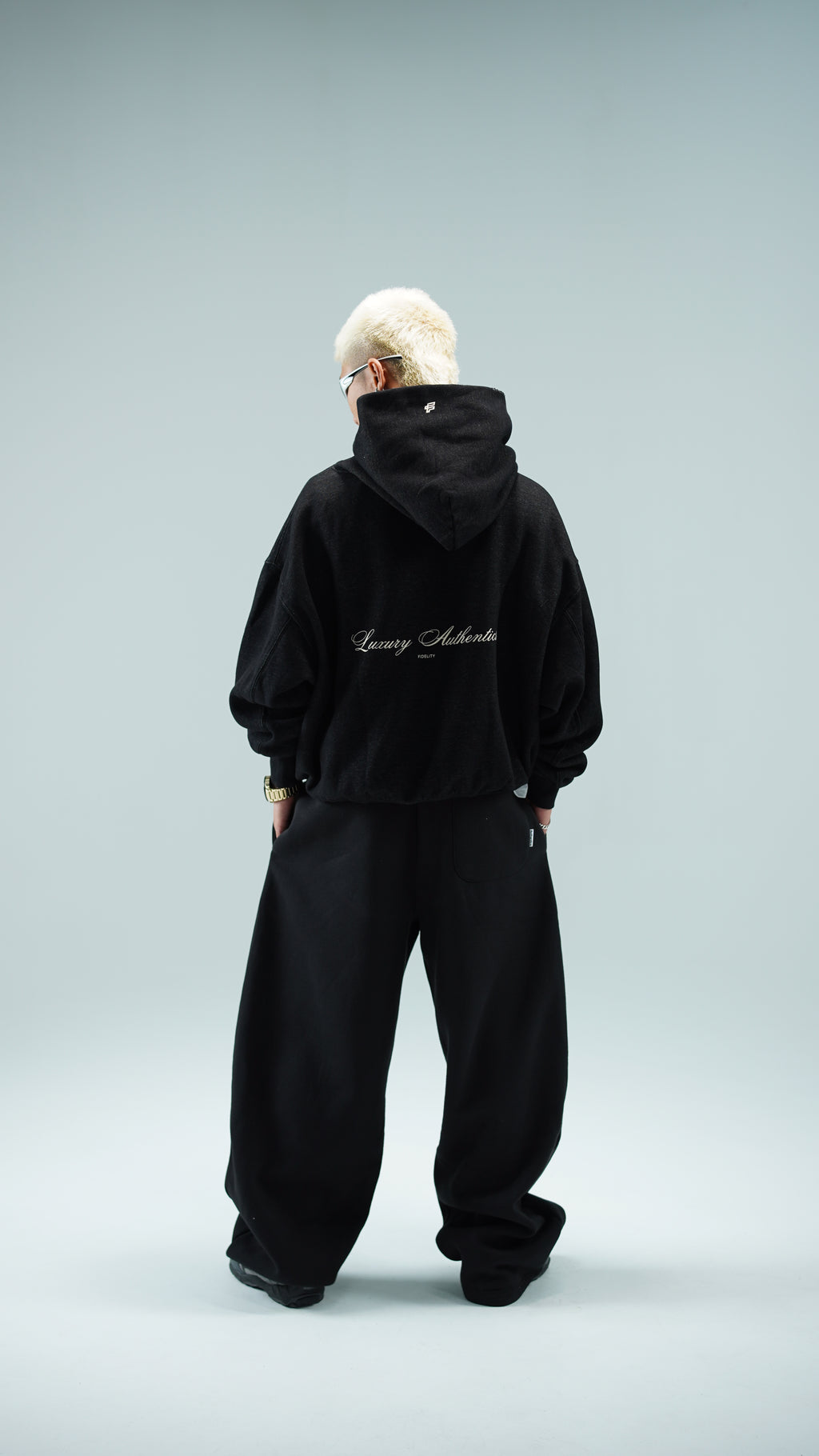 ORIGINALS' CLUB GRAPHIC BOXY HOODIE - WASHED BLACK
